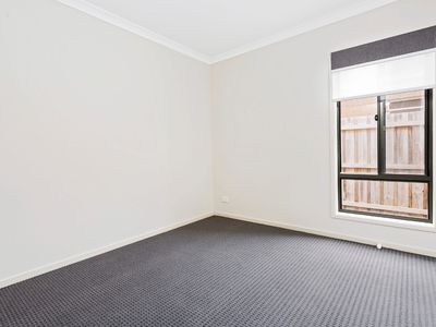 48 Chapman Drive, Wyndham Vale