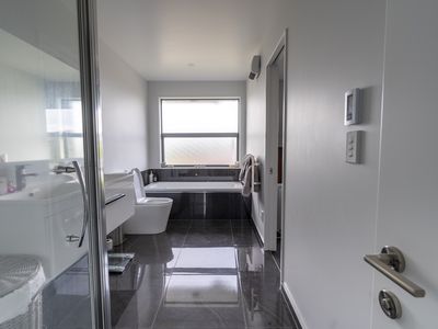 12 Robalan Close, Halswell