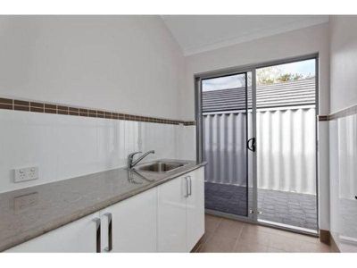 37 Bellairs Rd, Kardinya