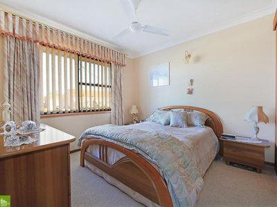 1 Windang St, Lake Illawarra