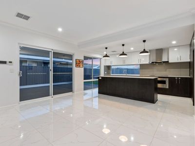 15 Clarendon Approach , Baldivis