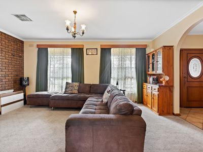 15 Wedge Street South, Werribee