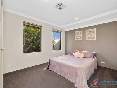 9 Iris Court, Coodanup