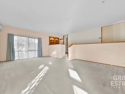 12 Landy Court, Wantirna South