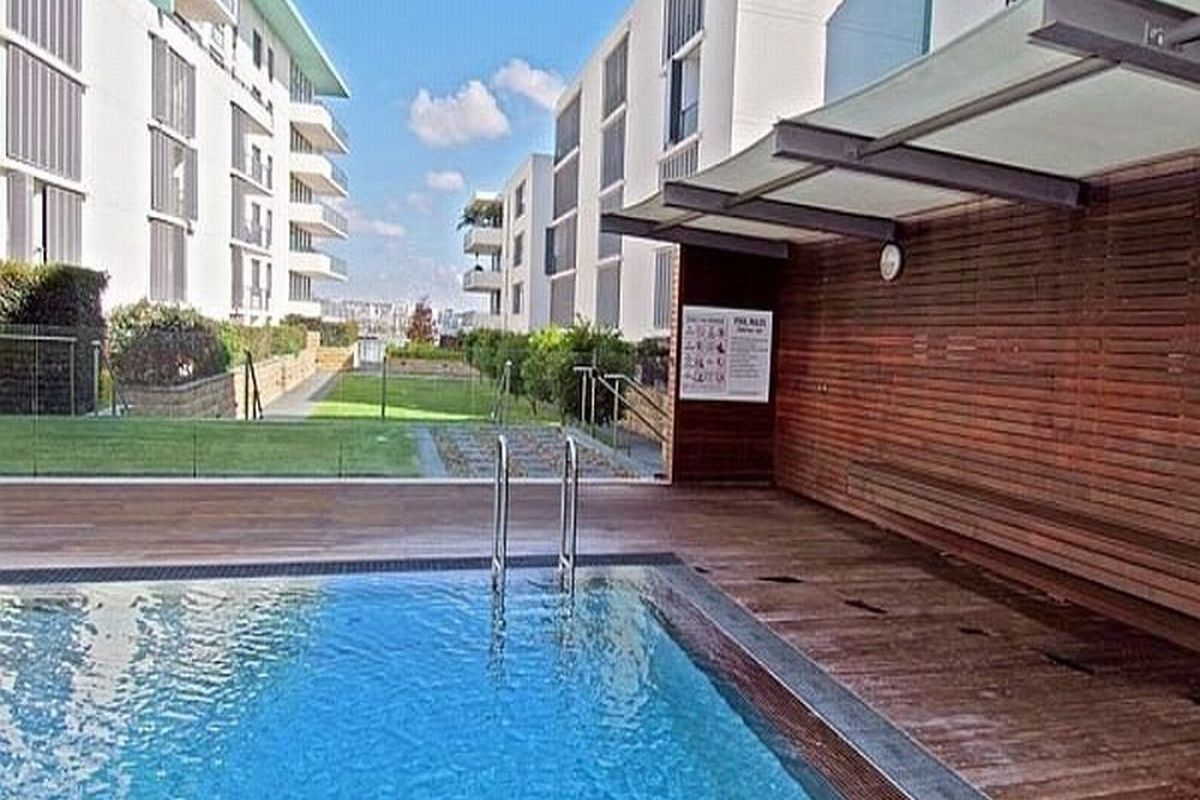 9 Jean Wailes Avenue, Rhodes