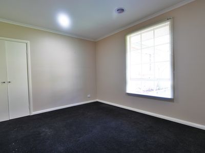 2 Deauville Court, Berwick