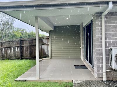 1 / 22 Berry Street, Caboolture South