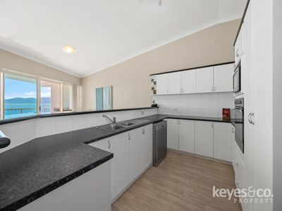 31/7 Mariners Drive, Townsville City