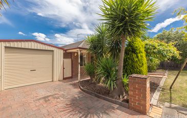 11 Magarra Crescent, Berwick