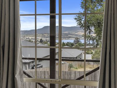 10 / 123A Abbotsfield Road, Claremont