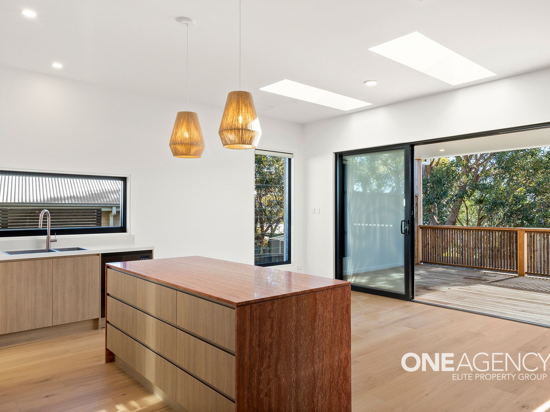 4 Mirida Drive, Dolphin Point