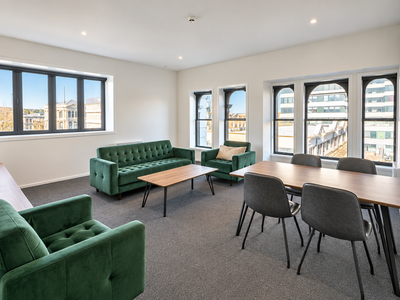 3 / 1 Queens Gardens, City Centre