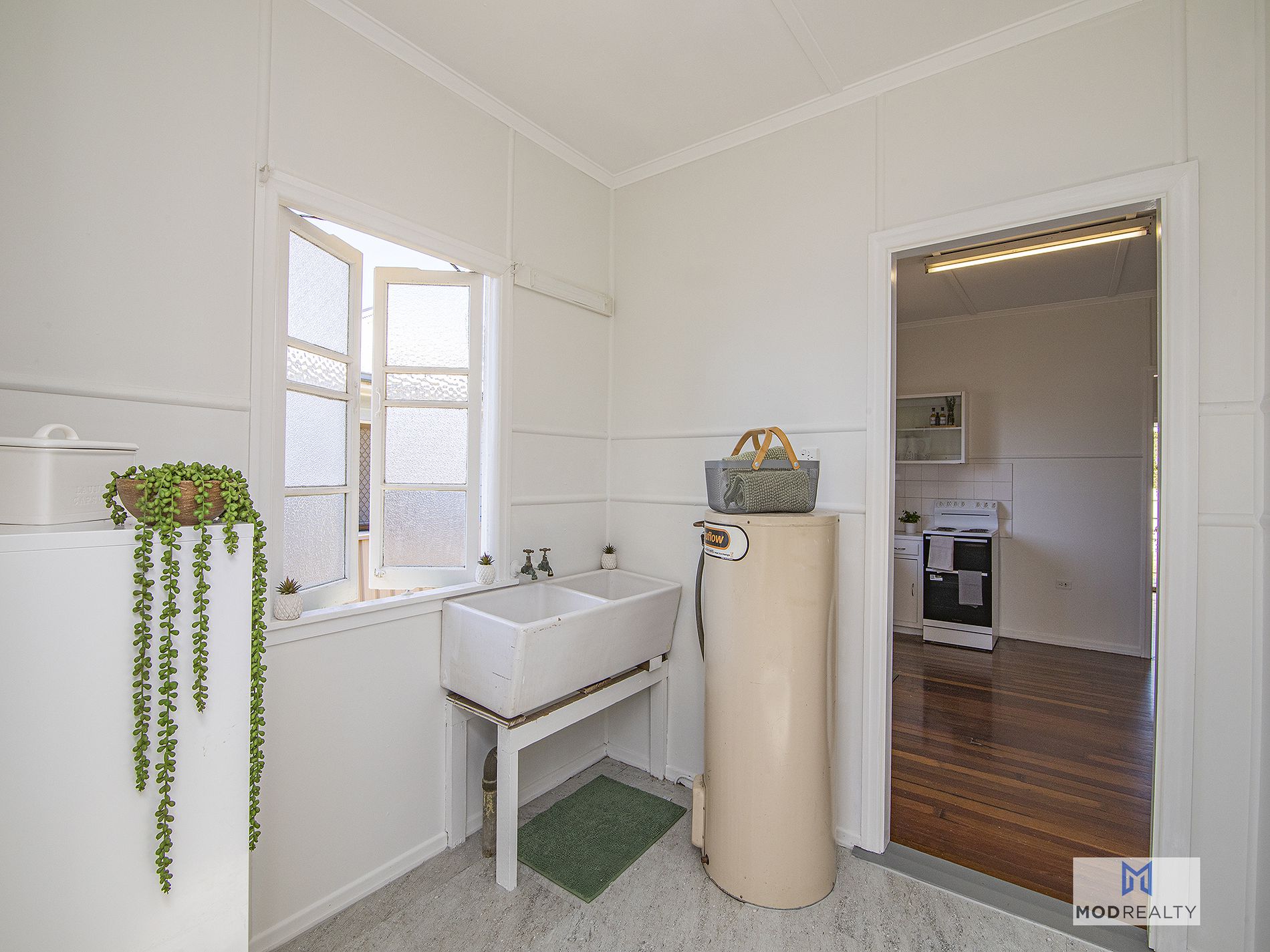 202 Glebe Road, Booval