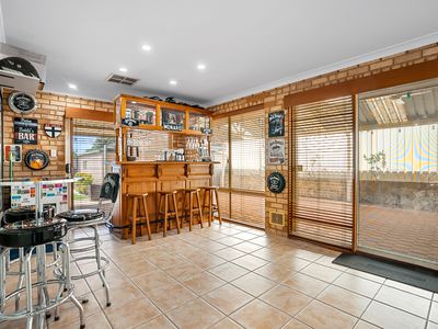 10 Muir Close, Waikiki