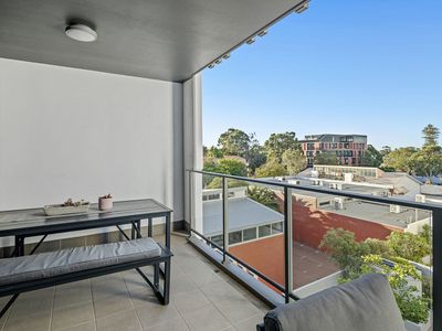 26 / 172 Railway Parade, West Leederville