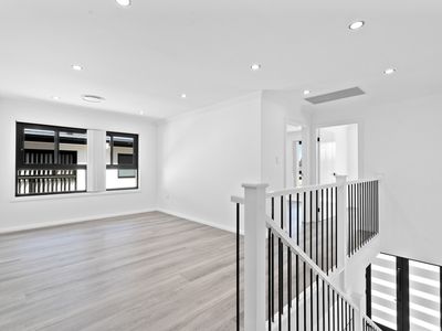 31 Fourteenth Avenue, Austral