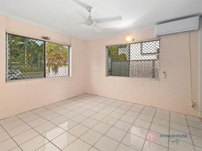 8 Merrybrook Street, Freshwater