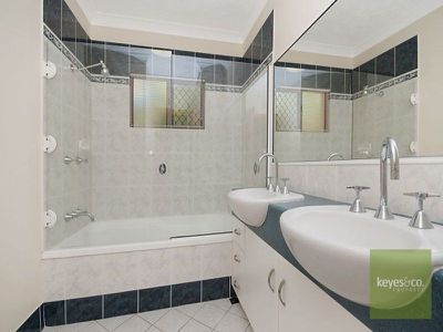 5 / 23 Willmett Street, Townsville City