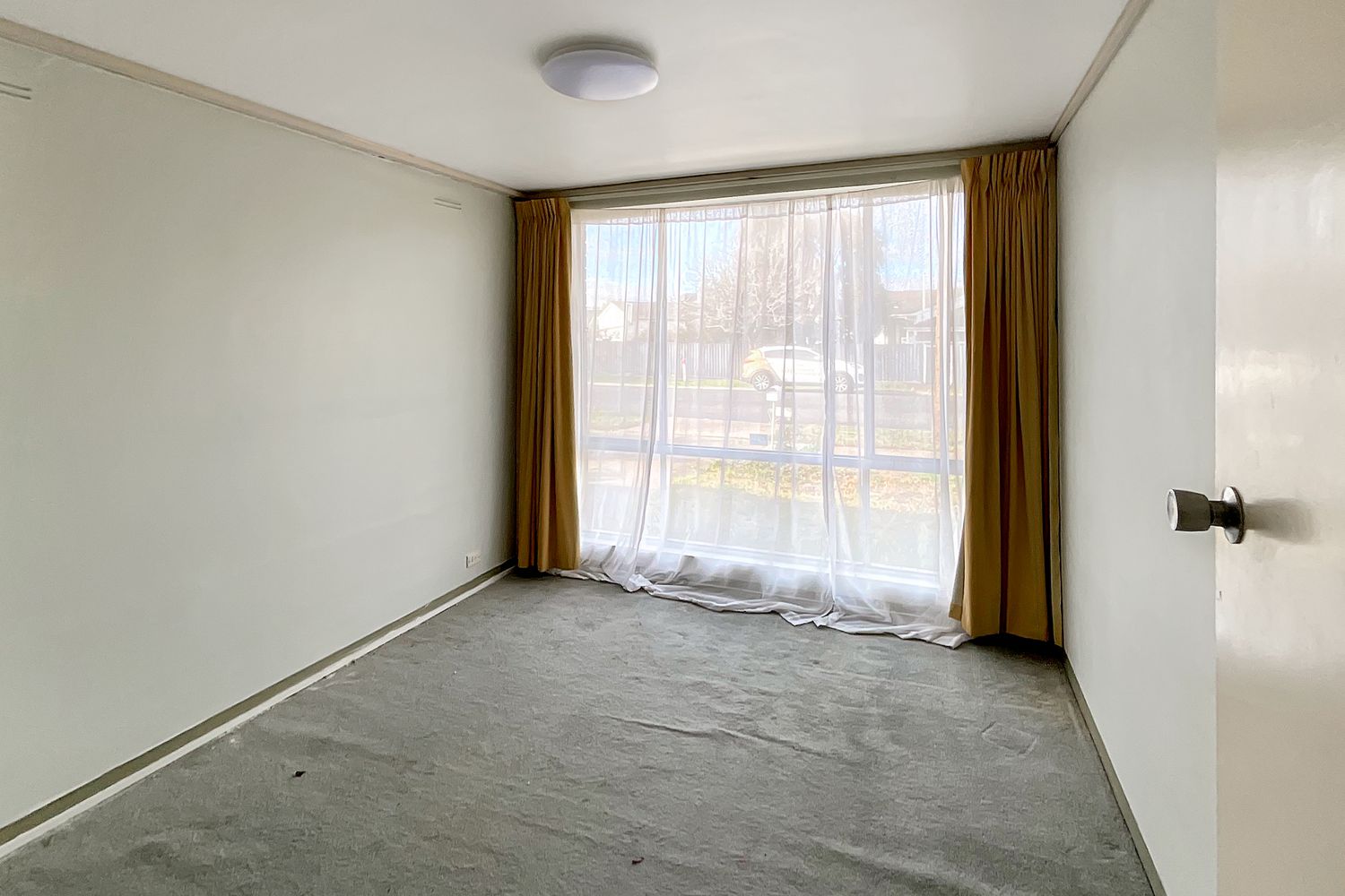 2 / 1C George Street, Horsham