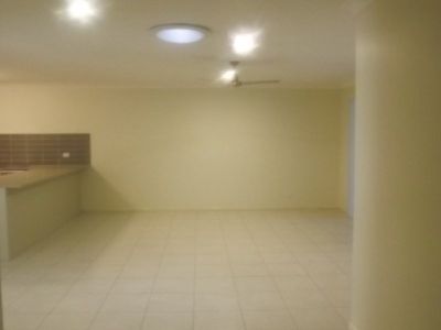 2 / 13 Chris Street, Redbank Plains