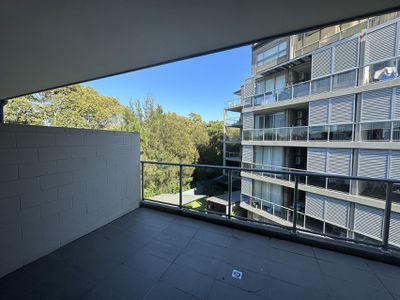 J313 / 81-86 Courallie Ave, Homebush West