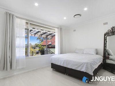 10 Links Avenue, Cabramatta