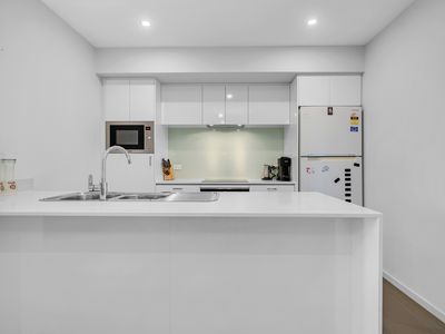 137 / 172 Railway Parade, West Leederville