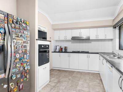 7 Ellesmere Circuit, Success