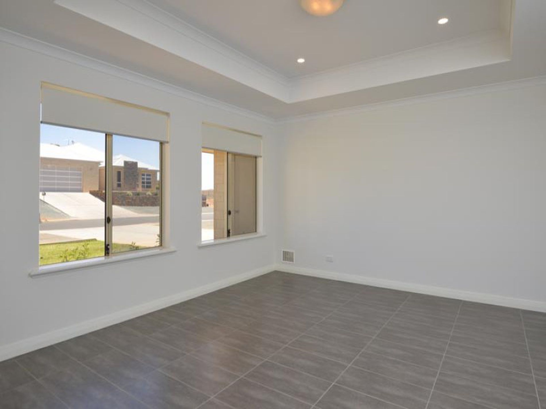 30 Tindals Crescent, Hannans