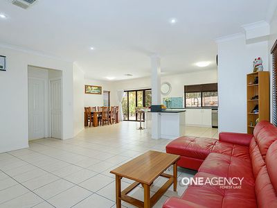 34 Mapleton Cr, Forest Lake