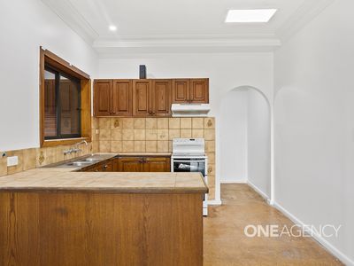 29 Lake Parade, East Corrimal