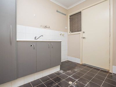 2 / 1 Brown Way, South Hedland