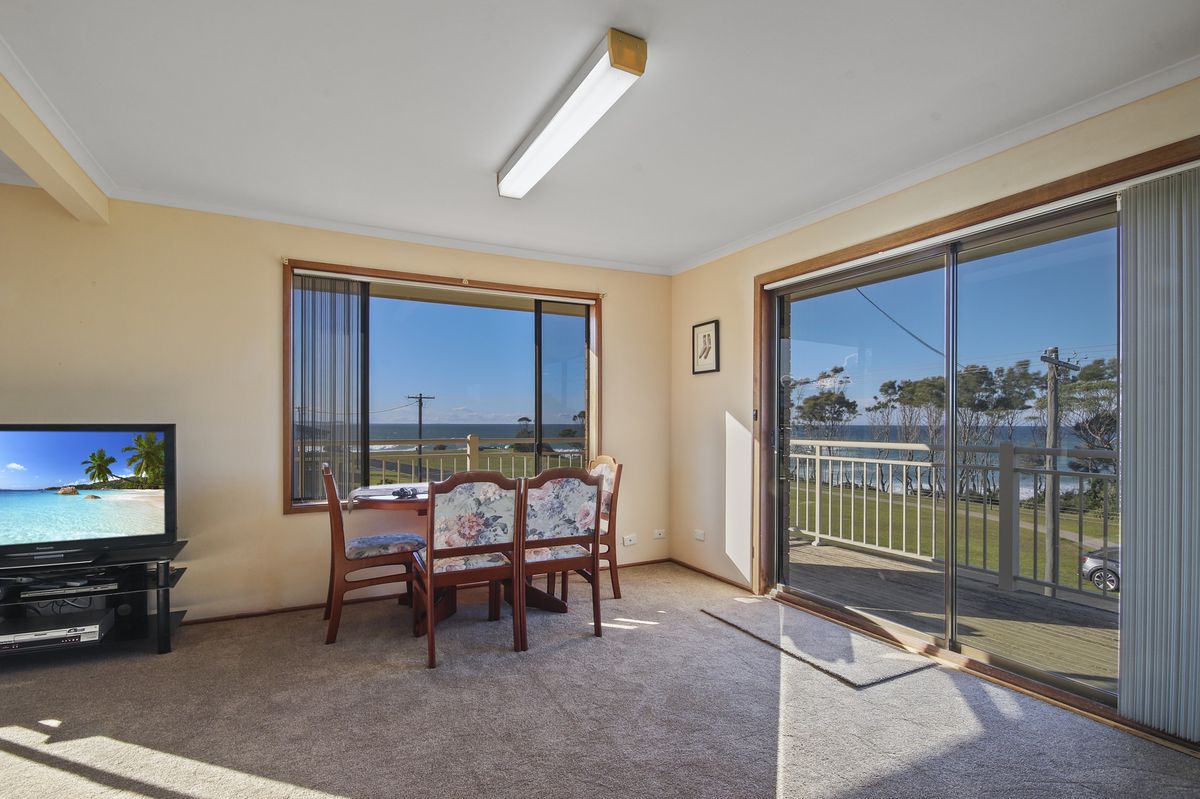 47 McMillan Crescent, Dalmeny