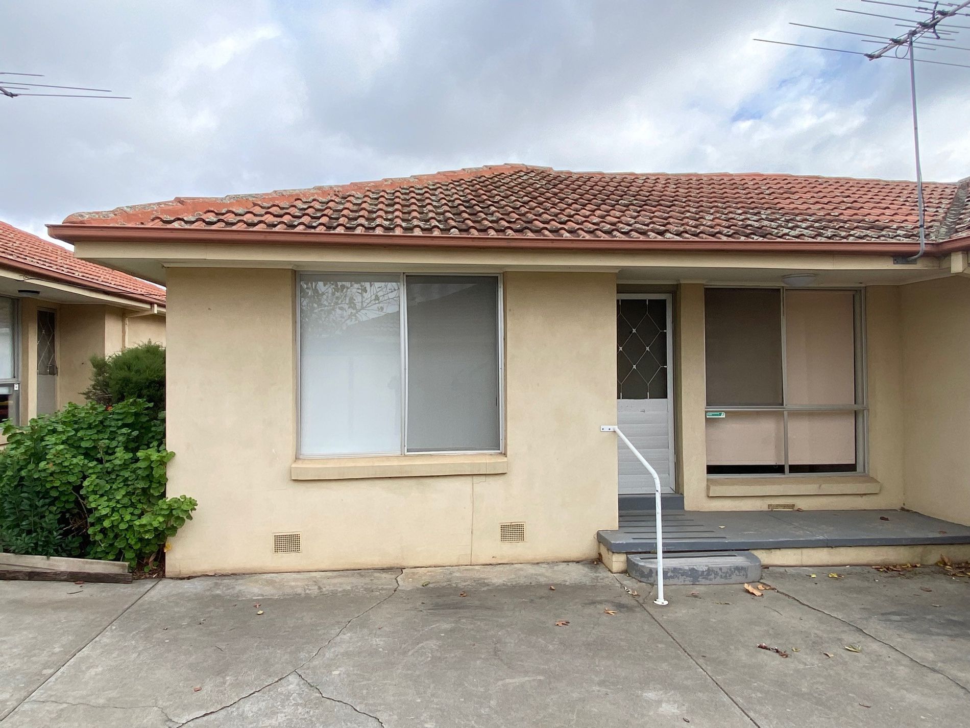 2 / 26 Willmott Drive, Hoppers Crossing