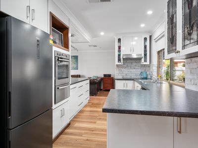 32 Burkett Drive, Hannans