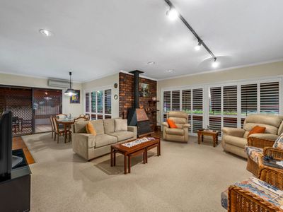 12 Ambrosius Street, Carindale