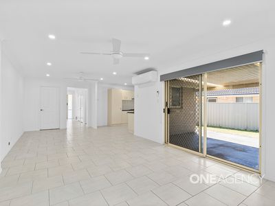 16 Juniper Place, Worrigee