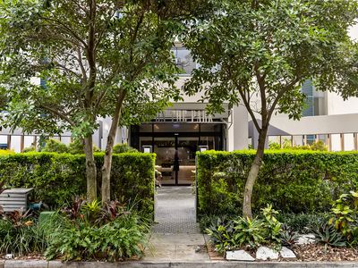 302 / 21 Patrick Lane, Toowong