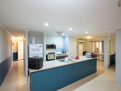 17 Burwood Road, Australind