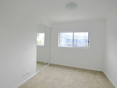 402 / 32 Chamberlain Street, Campbelltown