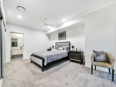 14 Macquarie Street, Wakerley