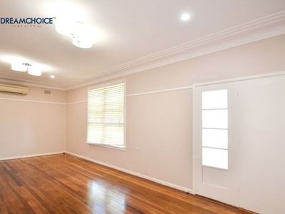 50 Janice Street, Seven Hills
