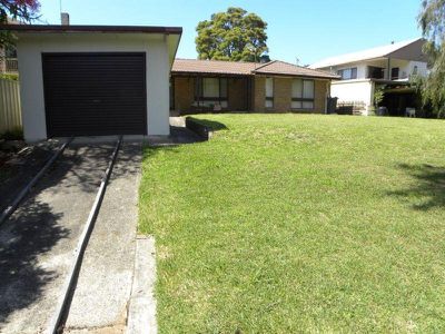 12 Paradise Crescent, Sussex Inlet