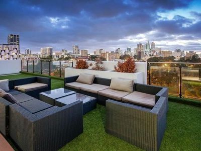 307 / 108 Bennett Street, East Perth