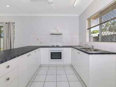 9 / 7 Negri Street, Bakewell