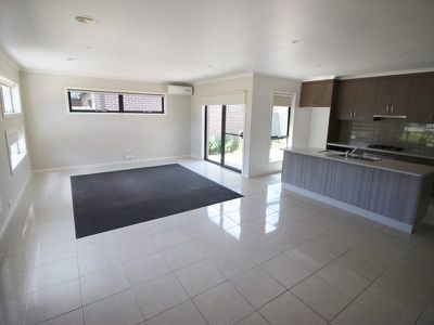 2 / 36 Benita Place, Leopold