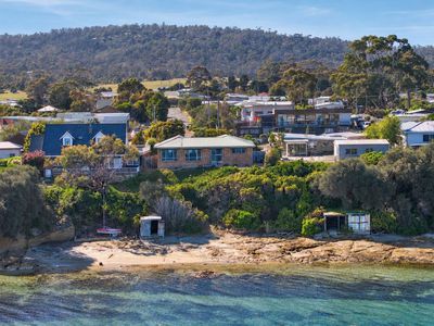 33 Fourth Avenue, Dodges Ferry