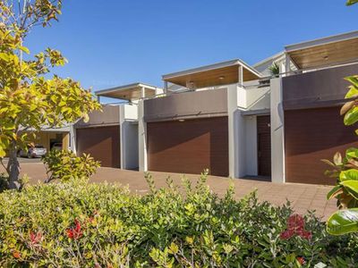 2 / 18 Ommanney Street, Bunbury