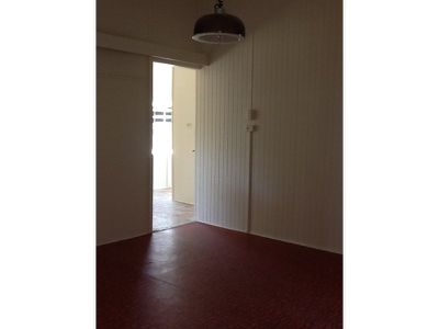 1 Hughes Street, Hermit Park