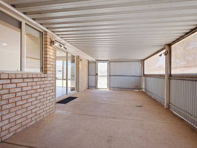17 Nemesis Place, South Kalgoorlie